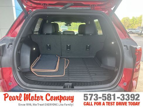 Used 2026 GMC Terrain AT4 AWD/4WD image 22