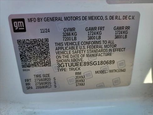 Used 2025 GMC Sierra 1500 AT4 w/ AT4 Premium Package AWD/4WD image 21