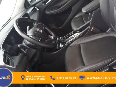 Used 2024 Buick Encore GX Sport Touring FWD image 9