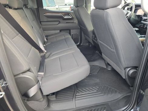 Certified 2022 Chevrolet Silverado 1500 RST AWD/4WD image 11