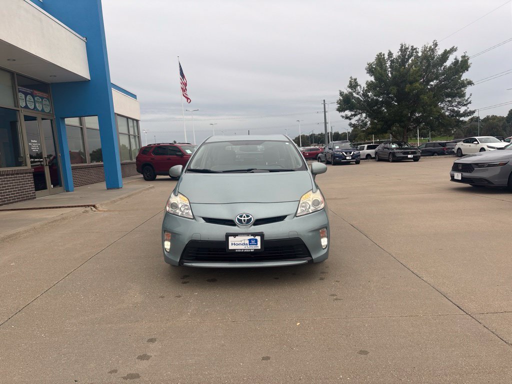Used 2014 Toyota Prius Three FWD image 2
