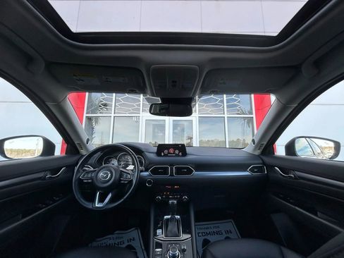 Used 2019 MAZDA CX-5 Touring image 9
