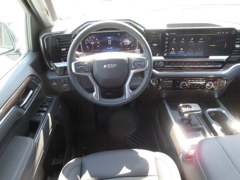 New 2026 Chevrolet Silverado 1500 LT Trail Boss AWD/4WD image 18