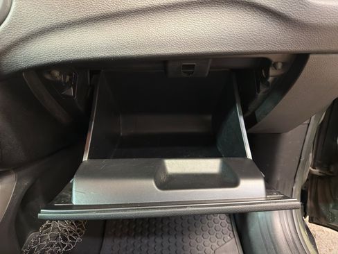 Used 2018 Jeep Compass Latitude w/ Popular Equipment Group image 24