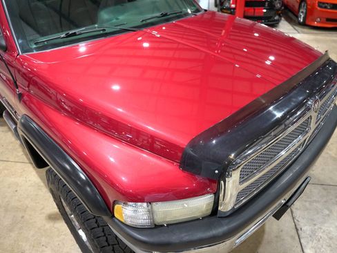 Used 1997 Dodge Ram 1500 Truck 4x4 Regular Cab image 18