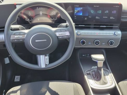 New 2027 Hyundai Kona SE FWD image 6