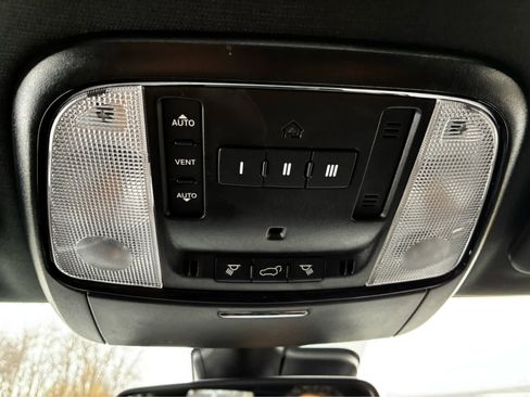 Used 2024 Dodge Durango R/T image 28