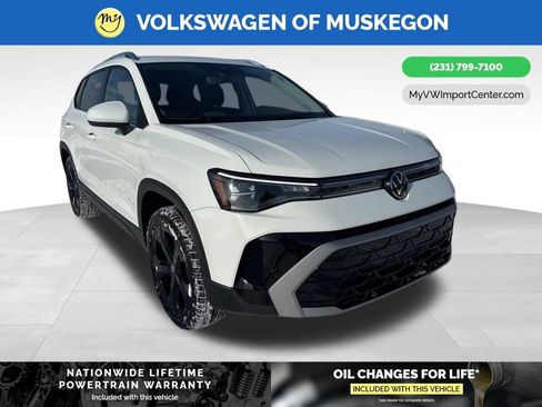 New 2026 Volkswagen Taos SEL image 1