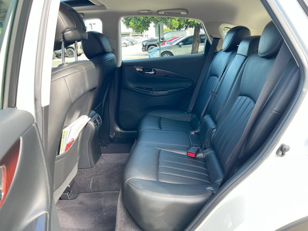 Used 2017 INFINITI QX50 2WD w/ Technology Package image 20
