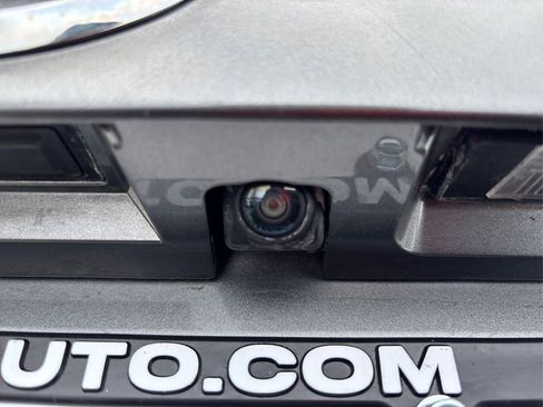 Used 2021 Nissan Rogue Sport S image 15