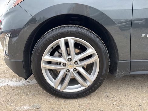 Used 2020 Chevrolet Equinox Premier image 39