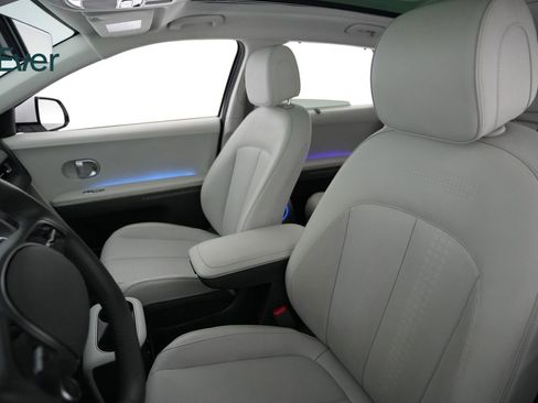 Used 2024 Hyundai Ioniq 5 Limited image 4