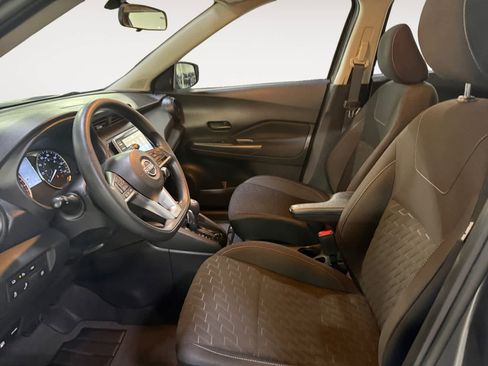 Used 2022 Nissan Kicks S FWD image 15