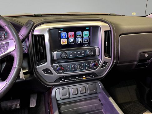 Used 2017 GMC Sierra 1500 SLT w/ SLT Premium Package AWD/4WD image 11