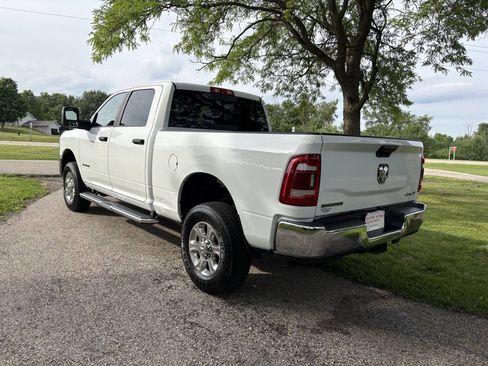 Used 2024 RAM 2500 Big Horn w/ Safety Group AWD/4WD image 3