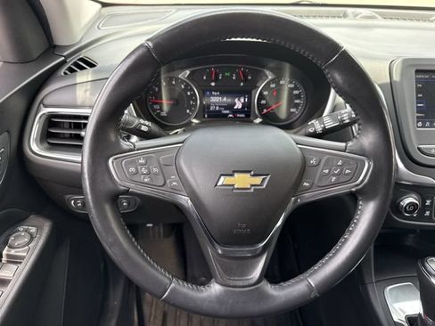 Used 2020 Chevrolet Equinox LT FWD image 12