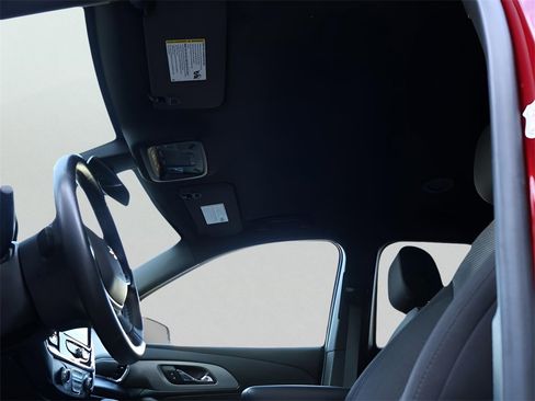 Used 2023 Chevrolet Traverse LT image 41