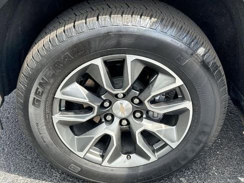 Certified 2023 Chevrolet Silverado 1500 LT AWD/4WD image 32