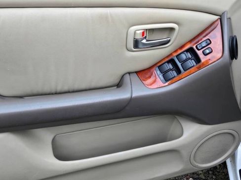 Used 2001 Lexus RX 300 4WD image 19