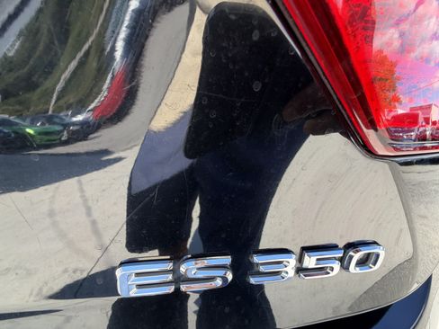 Used 2013 Lexus ES 350 w/ Luxury Pkg FWD image 27