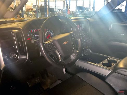 Used 2018 Chevrolet Silverado 1500 LT w/ Texas Edition image 14