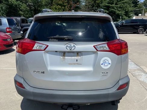 Used 2013 Toyota RAV4 XLE AWD/4WD image 5
