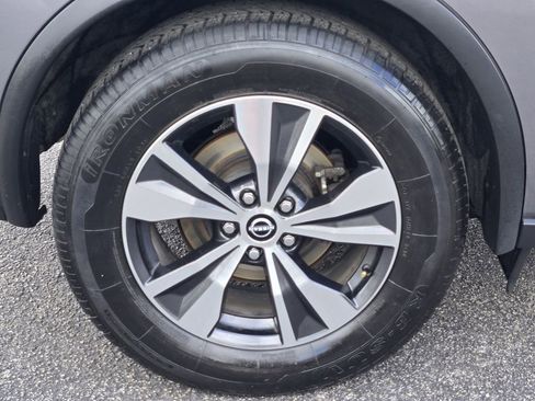 Used 2023 Nissan Murano SV image 9