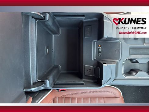 New 2025 GMC Sierra 3500 Denali Ultimate image 36
