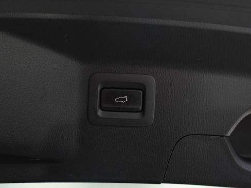 Used 2016 MAZDA CX-9 Signature image 11