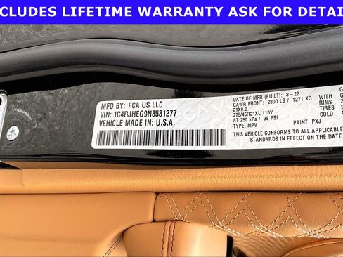 Used 2022 Jeep Grand Cherokee Summit AWD/4WD image 30