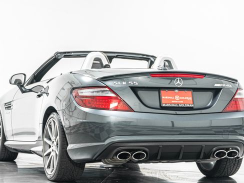 Used 2015 Mercedes-Benz SLK 55 AMG image 7