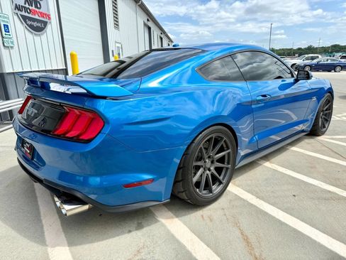 Used 2019 Ford Mustang GT RWD image 8