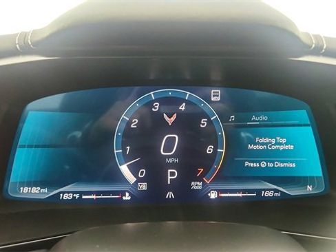 Used 2022 Chevrolet Corvette Stingray Premium Conv w/ Z51 Performance Package image 35