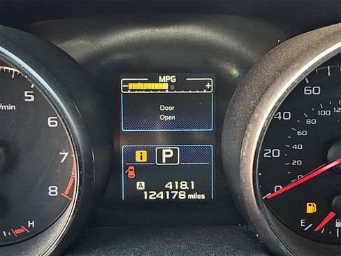 Used 2016 Subaru Outback 2.5i image 12