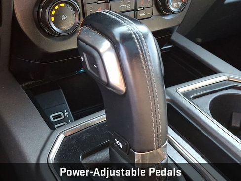 Used 2018 Ford F150 Raptor w/ Exterior Graphics Package image 17