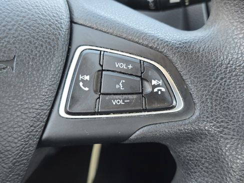 Used 2016 Ford Focus S image 15