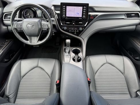 Used 2024 Toyota Camry SE FWD image 13