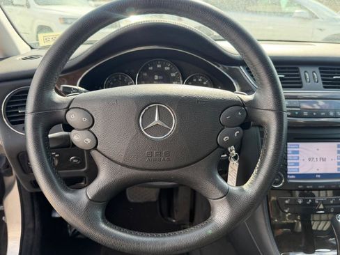 Used 2007 Mercedes-Benz CLS 550 image 19