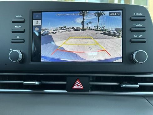 New 2026 Hyundai Elantra SE image 11