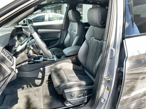 Used 2025 Audi Q5 2.0T Premium AWD/4WD image 3