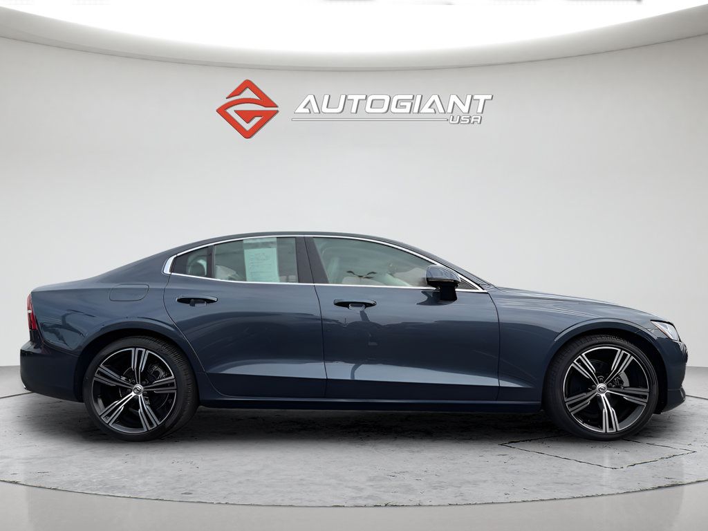 Used 2021 Volvo S60 T5 Inscription FWD image 9