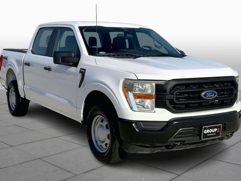 Used 2022 Ford F150 XL w/ Trailer Tow Package image 3