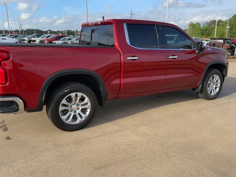 Used 2025 Chevrolet Silverado 1500 LTZ w/ LTZ Premium Package image 9