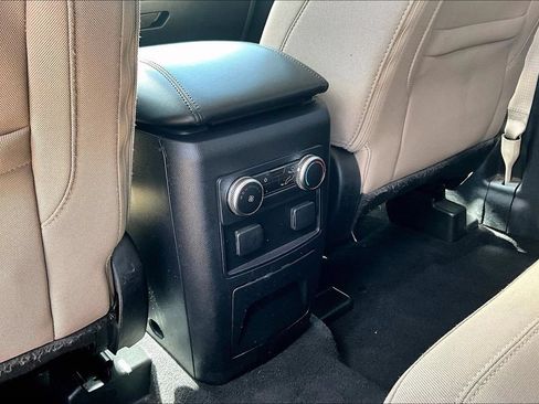 Used 2021 Ford Explorer 2WD image 33