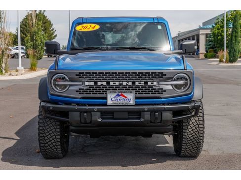Used 2024 Ford Bronco Badlands AWD/4WD image 8