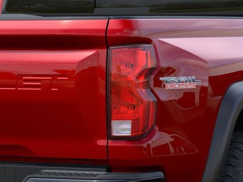 New 2026 Chevrolet Colorado Trail Boss AWD/4WD image 35