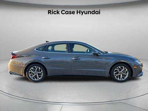 Used 2022 Hyundai Sonata SEL image 4