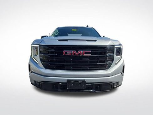 Used 2022 GMC Sierra 1500 Elevation AWD/4WD image 9