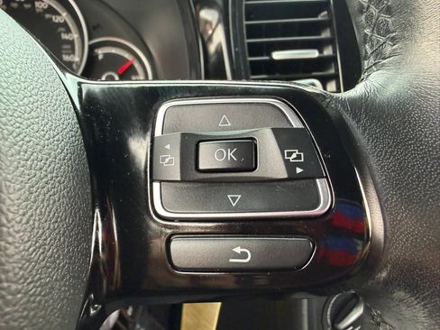 Used 2019 Volkswagen Beetle 2.0T S image 26