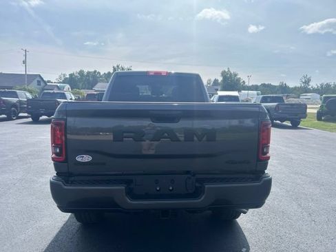 New 2026 RAM 2500 Big Horn AWD/4WD image 4